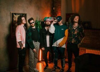 Abbie Falls offer "descend.exe" music video; new album 'Life is Just a Temporary Plan' out today