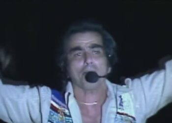"Song Sung Blue" premieres in Milwaukee; Gino Salomone's connection
