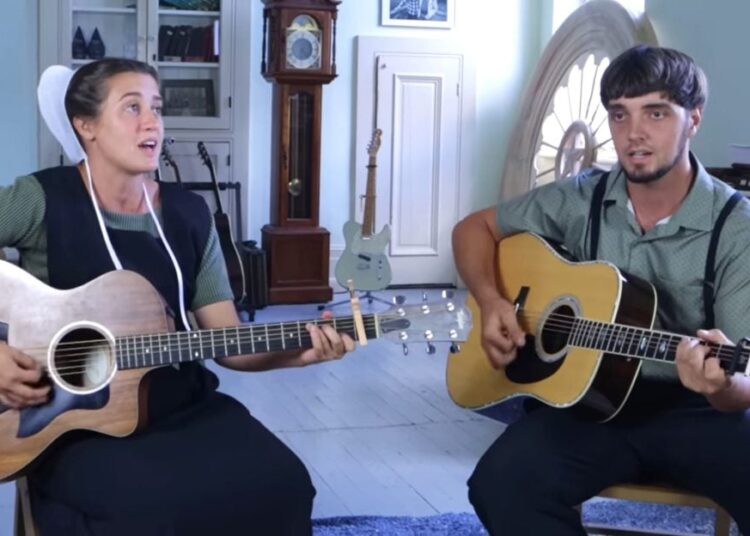Amish Couple Ben & Rose Become One of 2025’s New Breakouts