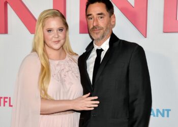Amy Schumer says she and her husband have decided to end their marriage
