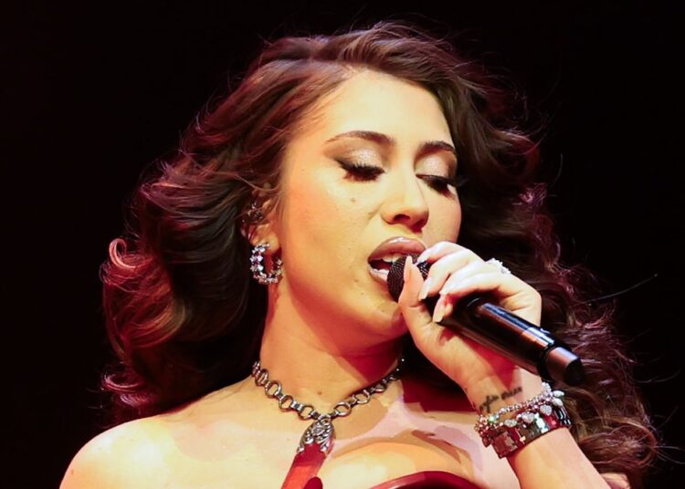 Arcángel, Kali Uchis, Cazzu, Omar Courtz, and more