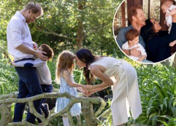 Archie and Lilibet look all grown up in Meghan Markle and Prince Harry's holiday photo