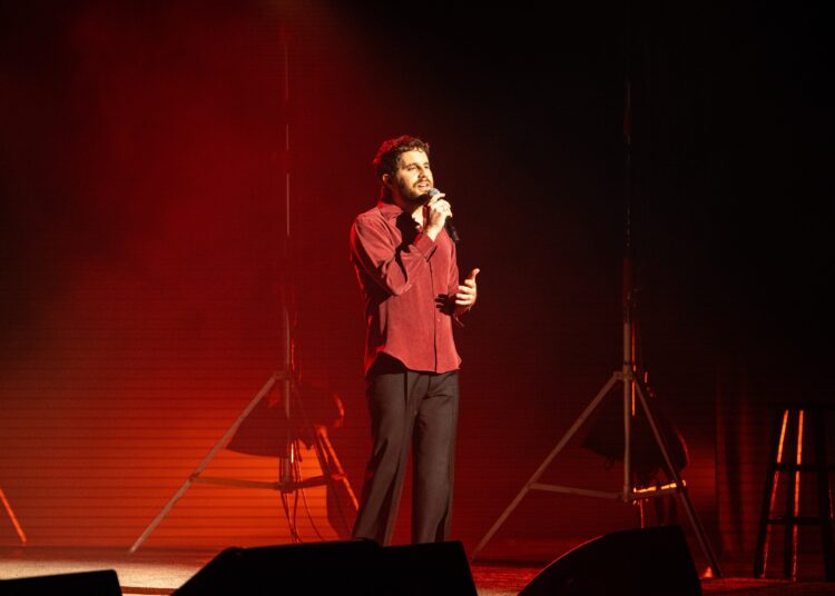 Ben Platt Calls Gwyneth Paltrow 'Mother' After Surprise Duet L.A. Show