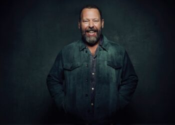 Bert Kreischer, Hardy Hosting 'New Year's Eve Live: Nashville's Big Bash'