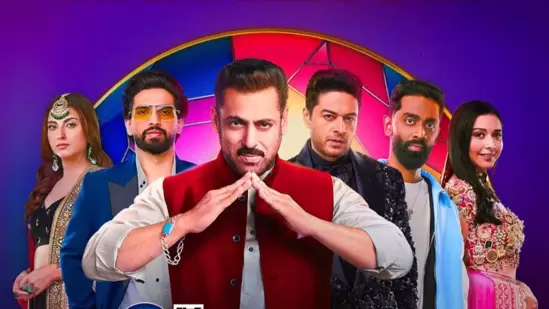 Bigg Boss 19 Grand Finale LIVE Updates: Gaurav Khanna, Farrhana Bhatt, Amaal Mallik, Pranit More, and Tanya Mittal are the finalists this season.