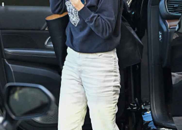 Kristen Wiig in Beverly Hills, California. (Photo: MEGA/GC Images)