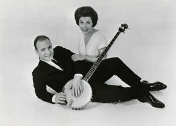 Bygones: Duluth's Lorenzo Music hinted at new TV show in 1975 - Duluth News Tribune