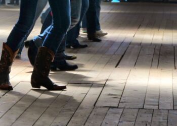 Stetsons Nightlife, a country dance hall, will host a Christmas after-party for those age 18 and older featuring DJ Gary and holiday drink specials. (Courtesy Adobe Stock)