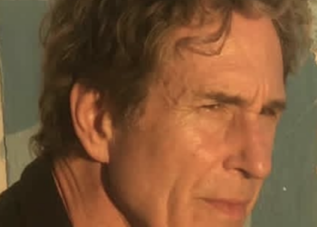 Christmas stories with John Shea Sunday | Arts & Entertainment