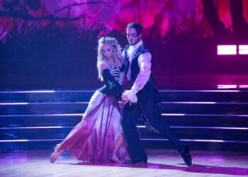 Alix Earle, Val Chmerkovskiy