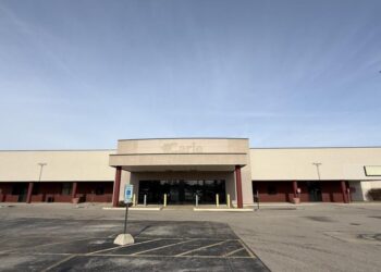 Danville council committee OKs deals for restaurant, family entertainment center; library cuts avoided | Politics