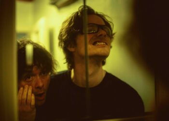 Dead Dads Club – the new band of Palma Violets’ Chilli Jesson – share new single 'Volatile Child', produced by Fontaines D.C.