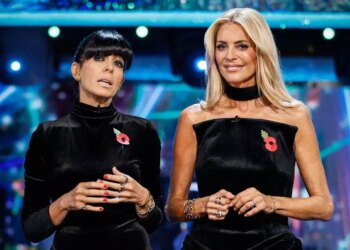 The outcome of a dance-off between two couples won't officially be revealed until Sunday evening
