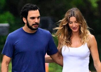 Gisele Bundchen and Joaquim Valente Are Married After Nearly 3 Years