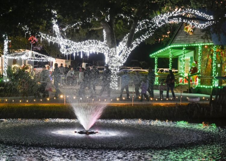 Here's a list of holiday festivals and parades in Acadiana. | Entertainment/Life