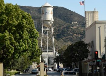 How Netflix's Warner Bros. deal impacts the movie industry