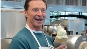Hugh Jackman has fun with Charlie Berens at Kegel's Inn in West Allis