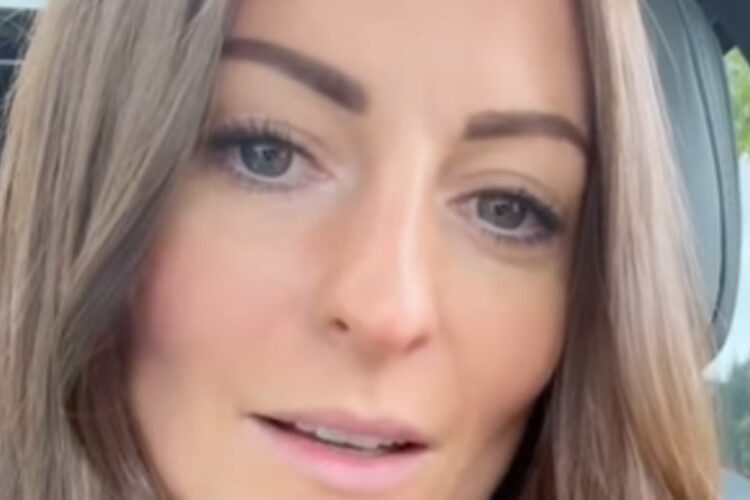 Influencer Melissa Mae Carlton Loses Second Daughter 1 Year After Passing of Her First Daughter | Abigail Carlton, Melissa Mae Carlton, Molly Carlton, RIP, Tom Carlton | Celebrity News and Gossip | Entertainment, Photos and Videos