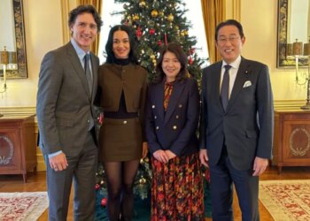 Justin Trudeau speaks out after Katy Perry inappropriate Japan photo