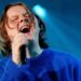 Lewis Capaldi surprises fans by bringing out Royel Otis at Perth concert