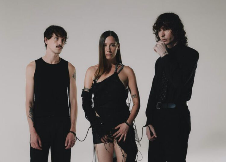 Listen to Yonaka's powerful new single 'Hit Me When I'm Sore'