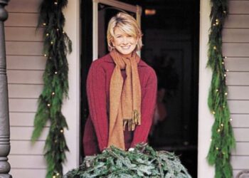 Martha Stewart becomes co-owner of Swansea City, Entertainment News