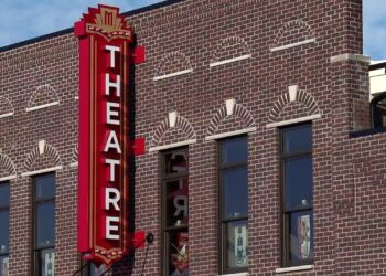 martinsville entertainment theatre 1.jpg