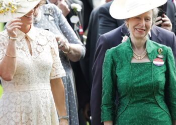 When Princess Anne (right) and Zara Tindall (left) attended the Royal Ascot in June 2023, comical footage captured Anne desperately trying to get her daughter's attention