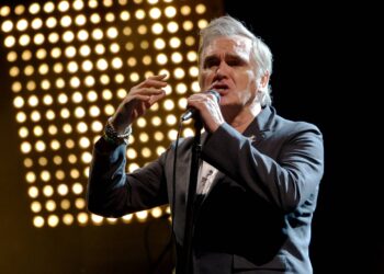 Morrissey shares tracklisting for new album on Sire Records