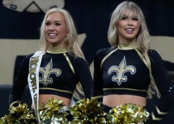 Photos: Entertainment | Saints vs. Jets