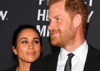 Prince Harry & Meghan Markle's Christmas Card With Their Kids Has Royal Fans Saying the Same Thing