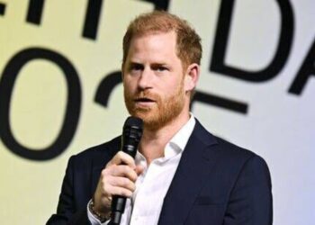 Prince Harry slammed for 'unwise' Trump jokes by royal expert - Celebrity News - Entertainment