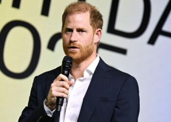 Prince Harry sparks fierce backlash for ‘stealing Prince William’s royal title' | Royal | News