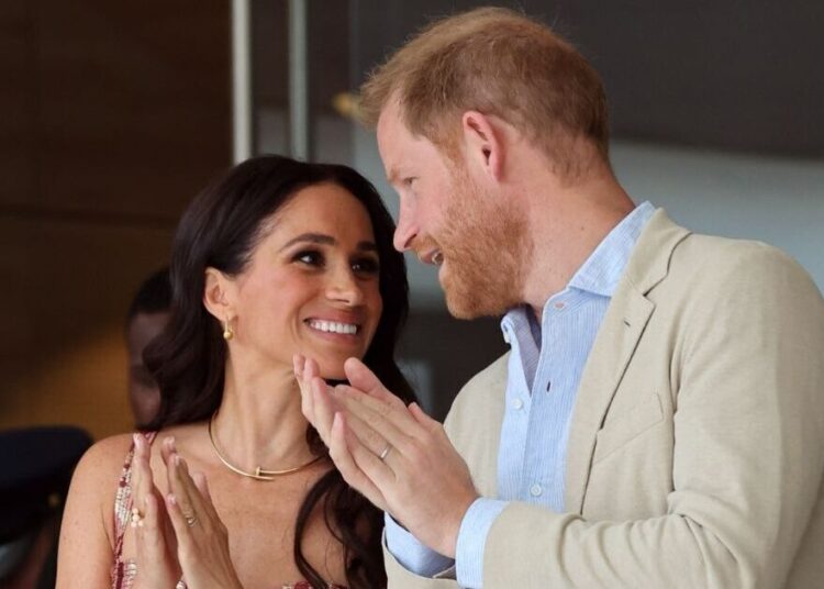 Prince Harry 'urging Meghan to reach out to dad' after health update | Royal | News