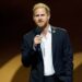 Prince Harry ‘starstruck’ by diva as competition with William ramps up | Royal | News