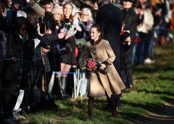 Princess-Charlotte-Selfies-GettyImages-2252784306