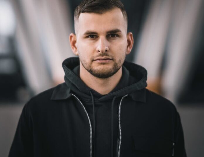 RSCL unleashes euphoric new single ‘Lighter’ on Tomorrowland Music
