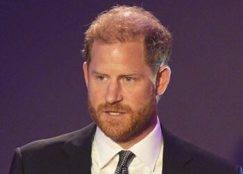 Reason Harry is unlikely to reunite with royals on US visit - Celebrity News - Entertainment
