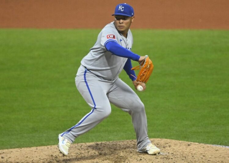 Reports: Brewers acquire lefty reliever Angel Zerpa from Royals - Field Level Media - Professional sports content solutions
