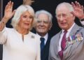 Royal fans spot glaring error with King Charles’s Christmas card post | Royal | News