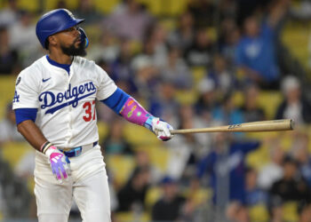 Royals Have Interest in Dodgers' Teoscar Hernandez: Report