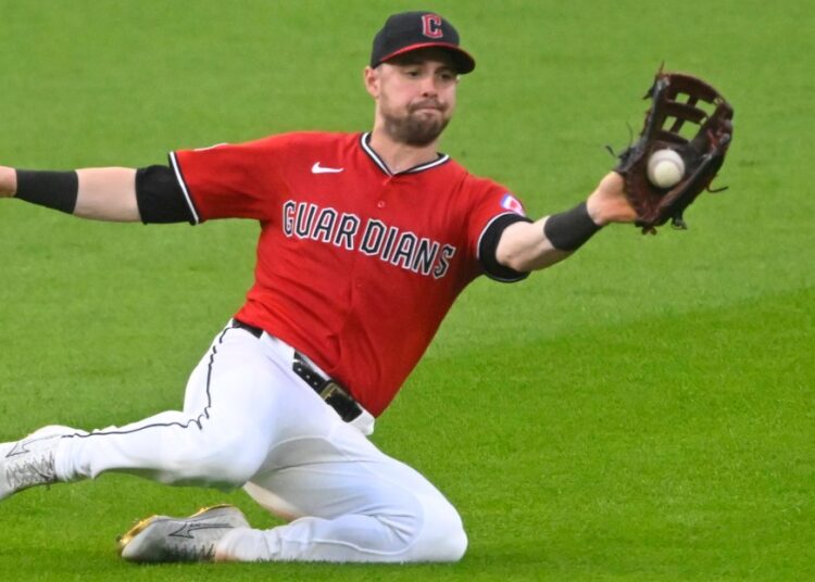 Royals sign free agent OF Lane Thomas to 1/$5.25M deal
