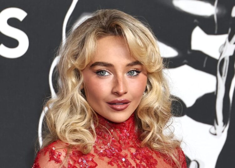 Sabrina Carpenter’s Best Outfits Through the Years