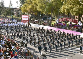 Santa Cruz High music director to march in Rose Parade on New Year's Day