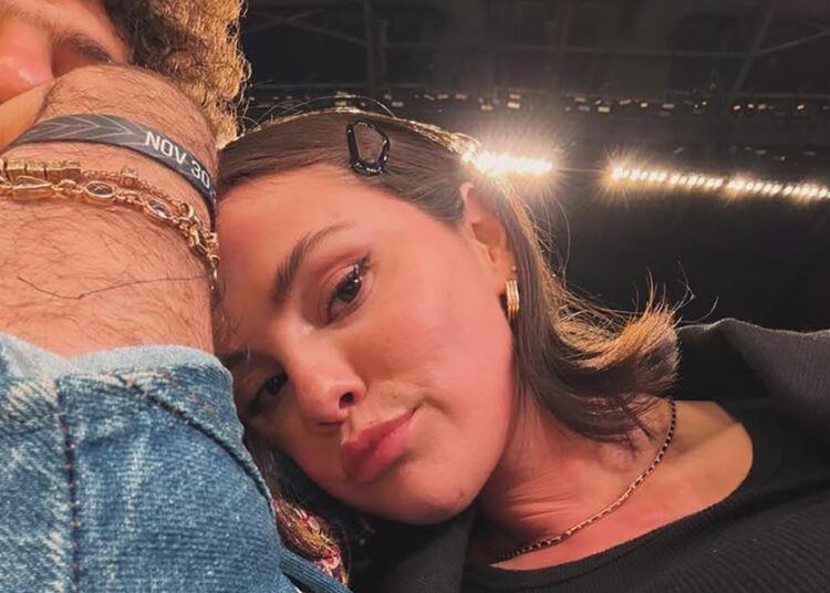 Selena Gomez Shares New Photos With Benny Blanco as They Celebrate Holidays