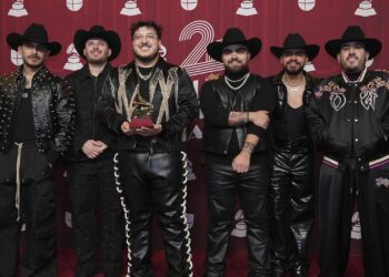 Grupo Frontera poses after winning an award for best norteno album at the 25th Latin Grammy Awards ceremony, Thursday, Nov. 14, 2024, in Miami. (AP Photo/Rebecca Blackwell)