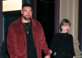 The 6-Word Dating Advice Taylor Swift’s Mom Gave Her About Travis Kelce