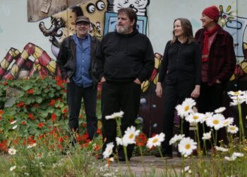 The Bats Announce New Zealand Album Tour