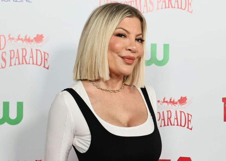 Tori Spelling 'heartbroken' as she cancels Vegas show - Celebrity News - Entertainment