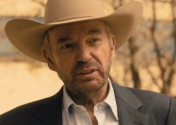 Tommy in cowboy hat talking to Cami outside in Landman finale.